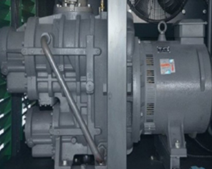 High-pressure screw air compressor