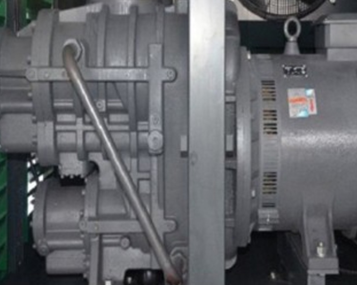 Water-lubricated medium-pressure screw air compressor