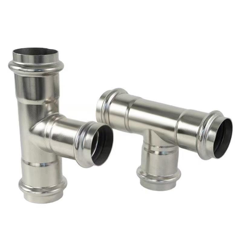 Grooved isometric tee